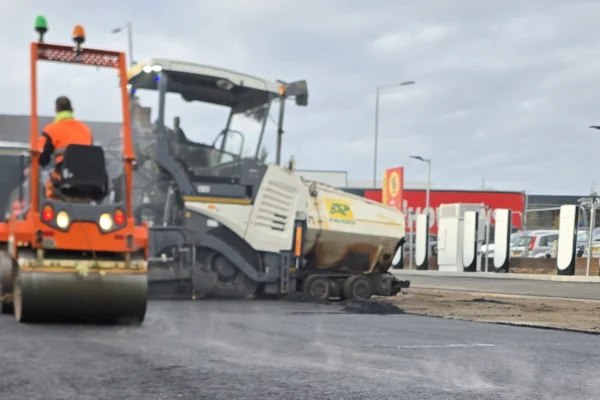Machine Lay Asphalt
