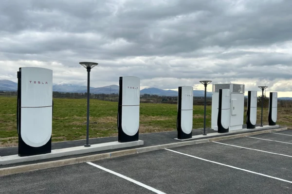 Menai Science - Tesla