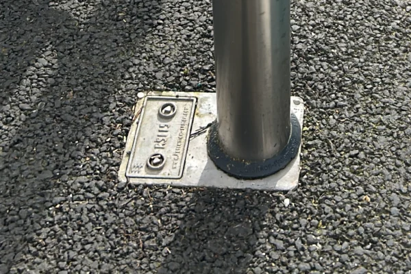 RETENTION SOCKETS